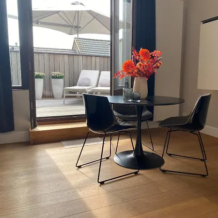 Daire Square50 Boutique Oostende